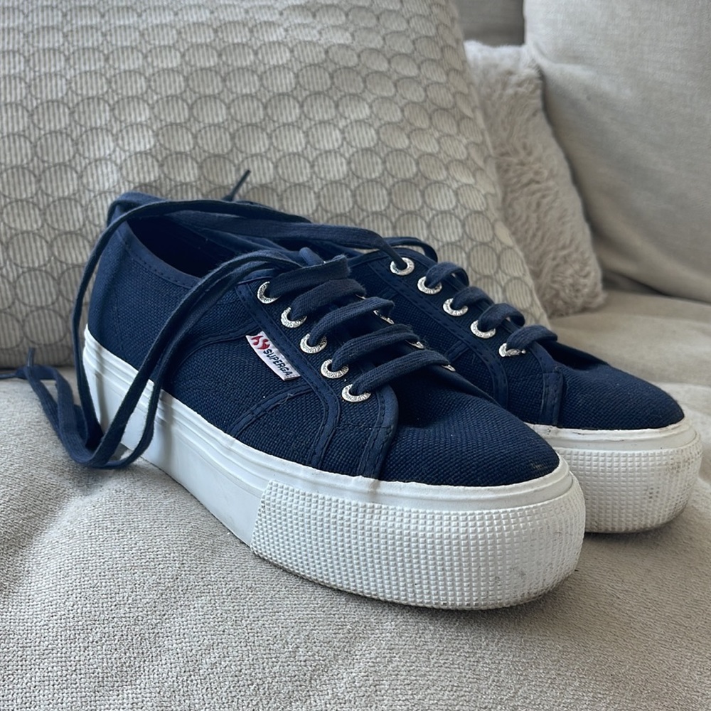 Platform Supergas size 6.5 (37EU) in Navy - Picture 3 of 4